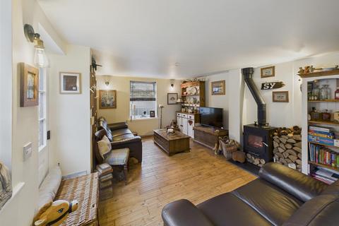 2 bedroom detached house for sale, Court Road, Malvern