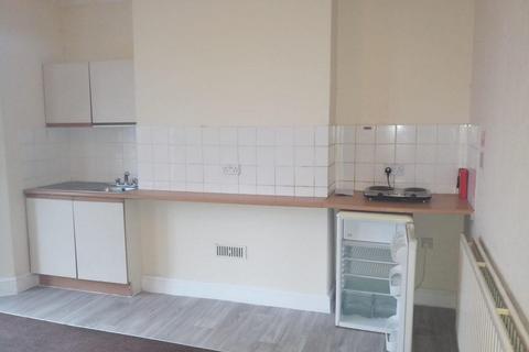 undefined, York Road, Aldershot GU11