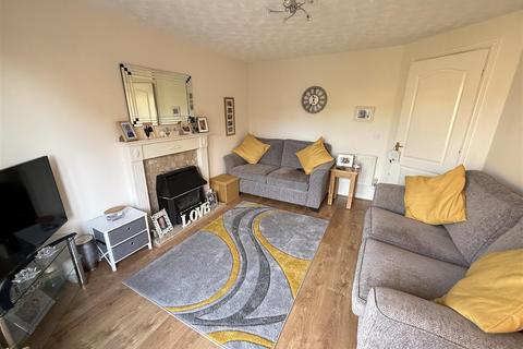 3 bedroom detached house for sale, Aston Drive, Swadlincote DE11
