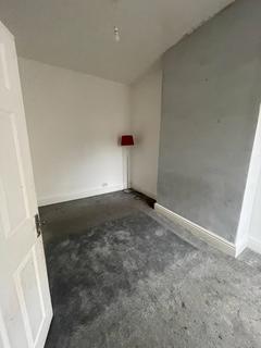 3 bedroom terraced house to rent, Chorley New Road, Horwich BL6