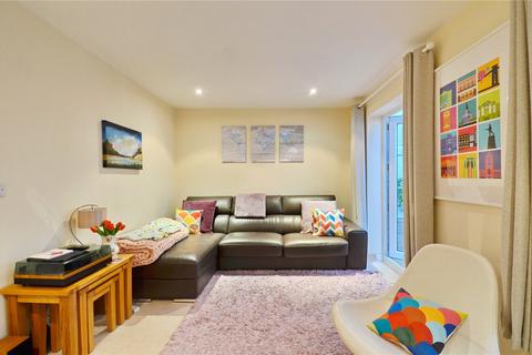 3 bedroom semi-detached house to rent, Pear Tree Avenue, Long Ashton, Bristol, South Gloucestershire, BS41