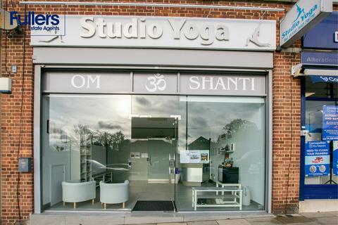 Property for sale - Chaseville Park Road, London N21