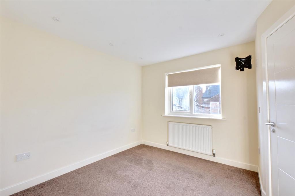Bedroom 1.jpeg