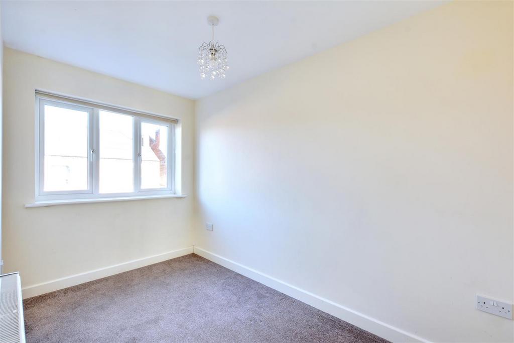 Bedroom 2 1.jpeg