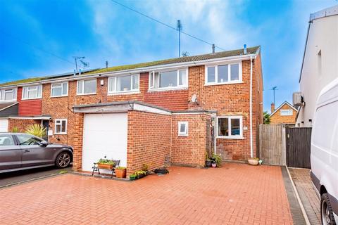 undefined, Beaulieu Gardens, Blackwater, Camberley GU17