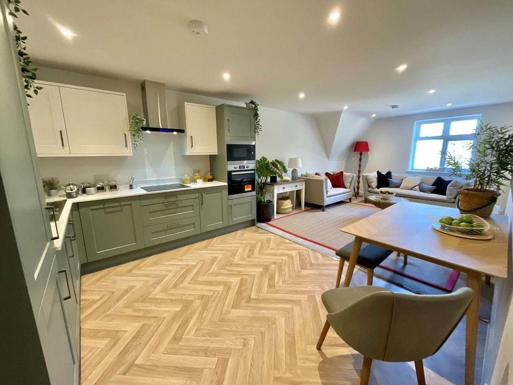Kitchen Lounge