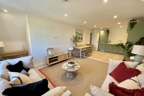 undefined, Lymington Road, Highcliffe, Christchurch