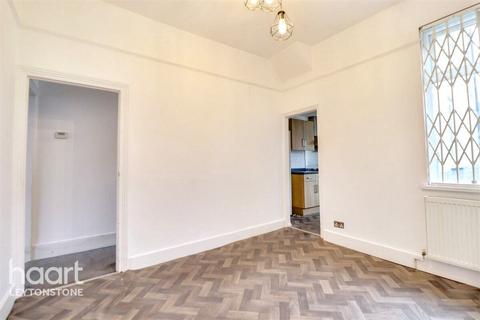 undefined, SELBY, London