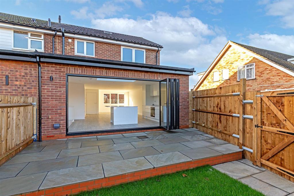 18 AChiltern Road43.jpg