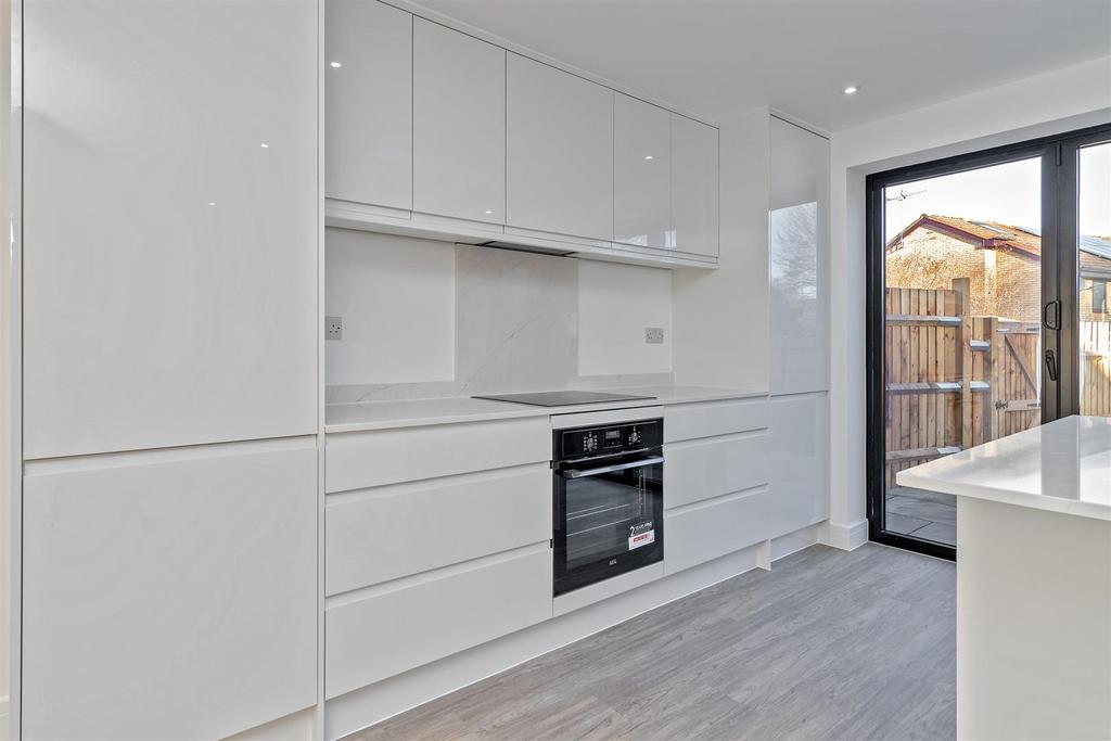 18 AChiltern Road17.jpg