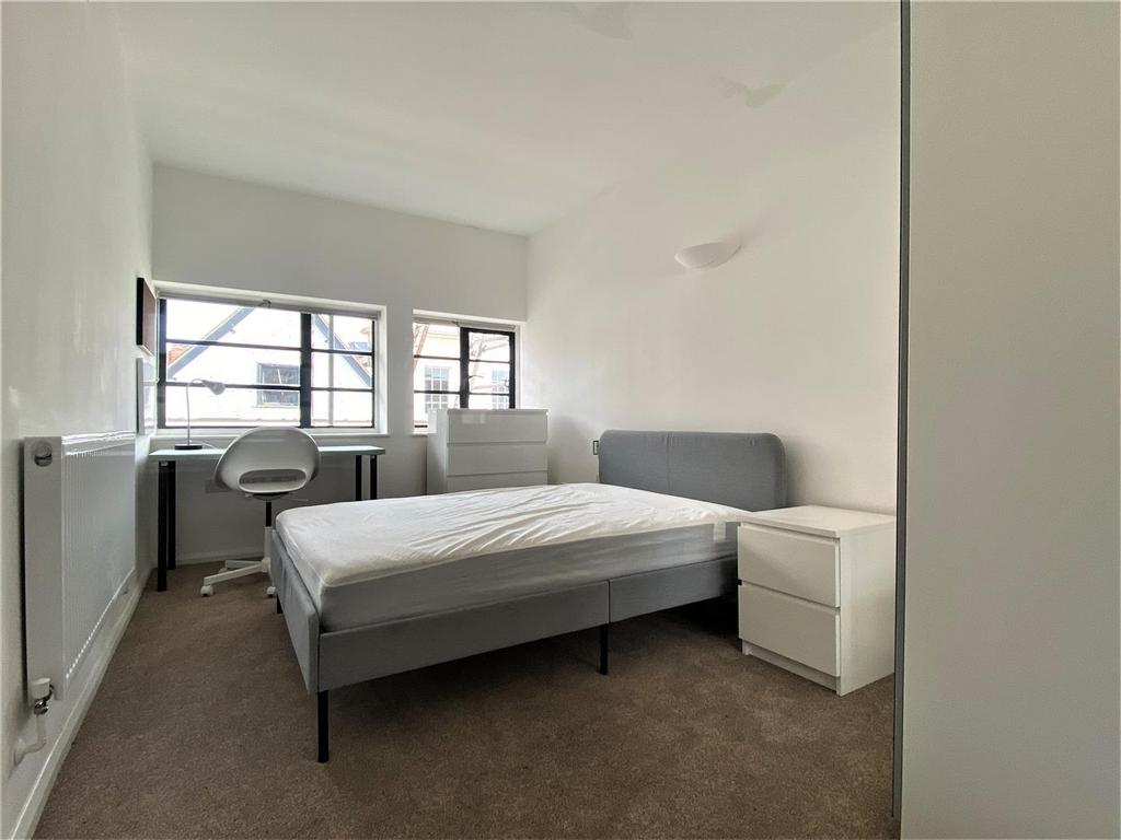 Bedroom.jpg