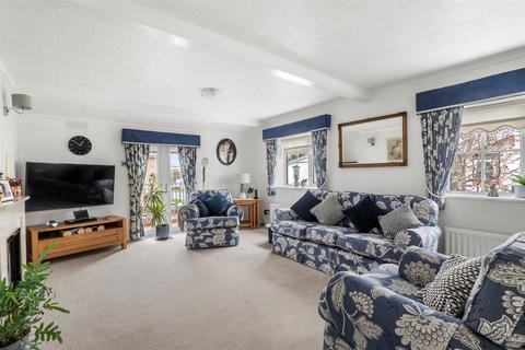 undefined, Rose Crescent, Dodwell, Stratford-Upon-Avon