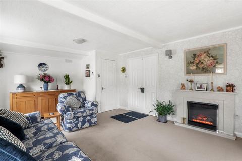 undefined, Rose Crescent, Dodwell, Stratford-Upon-Avon