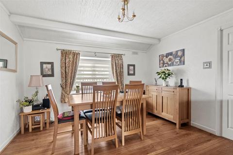 undefined, Rose Crescent, Dodwell, Stratford-Upon-Avon