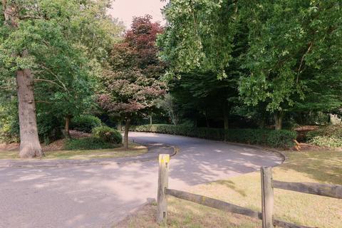 undefined, 'Bearwood', Barkham, RG41