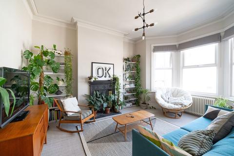 3 bedroom flat for sale, Warwick Road, Margate CT9