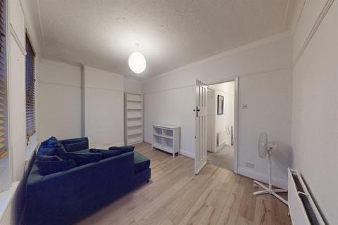 undefined, Beehive Lane, Gants Hill, IG1