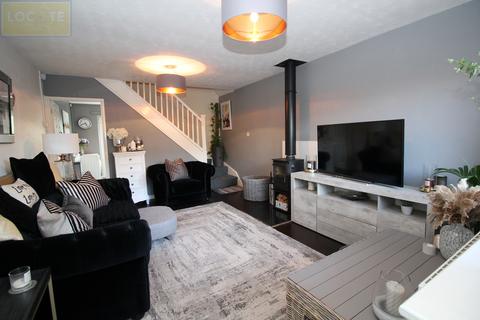 2 bedroom semi-detached house to rent, Foxglove Drive, Broadheath, Altrincham, Cheshire