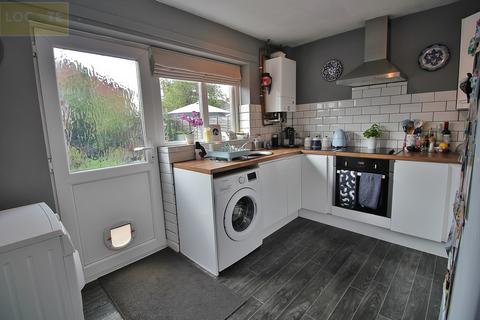 2 bedroom semi-detached house to rent, Foxglove Drive, Broadheath, Altrincham, Cheshire