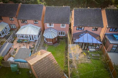 3 bedroom detached house for sale, Mccormick Drive, Telford