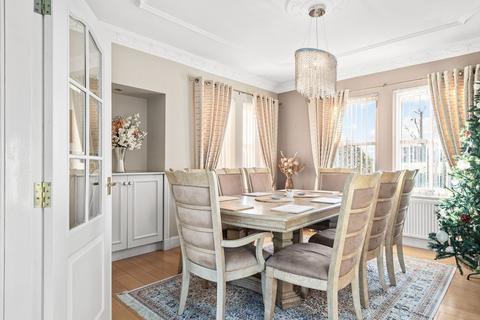 4 bedroom detached villa for sale, Millhall Road, Stirling, FK7