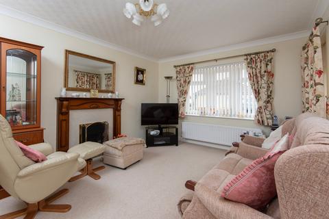 2 bedroom detached bungalow for sale, Kenleigh Drive, Boston, PE21