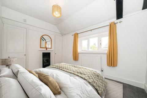 undefined, Springfield Grove, Sunbury-On-Thames TW16