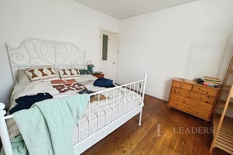 2 bedroom house to rent, Searle Street, CB4