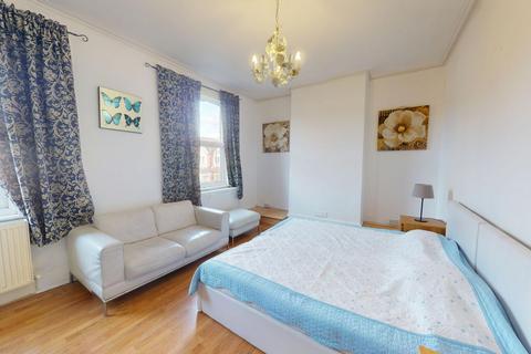 undefined, 11a Beatrice Avenue, London SW16