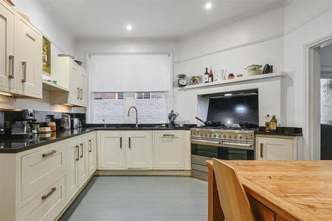 undefined, Lower Park Road, Hastings