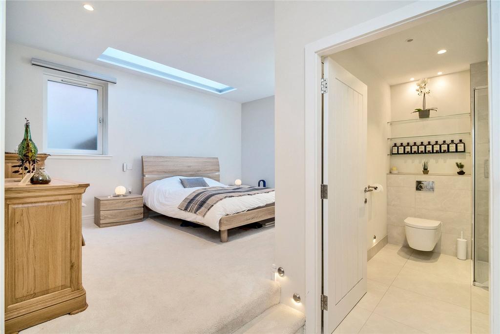 Principal Bedroom