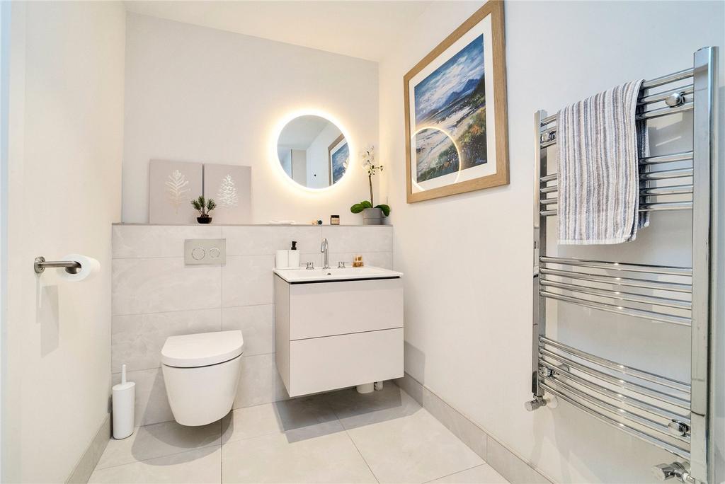 En Suite Shower Room