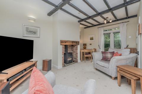 2 bedroom terraced house for sale, Quaker Lane, Hightown, Liversedge, WF15