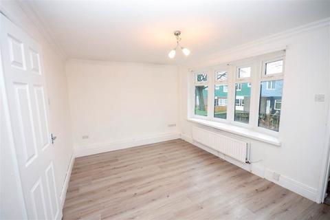 undefined, Bramhope Green, Low Fell