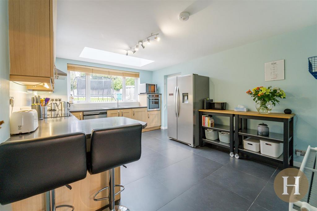 Hadleigh Estate Agents-19.jpg