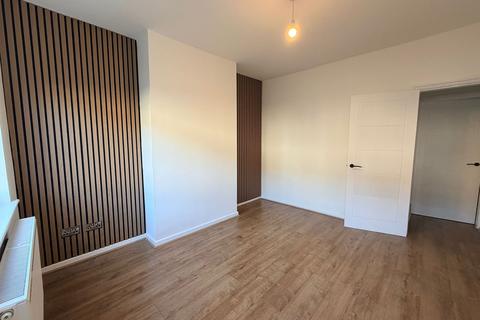 2 bedroom terraced house to rent, Charles Street, Peterborough, PE1