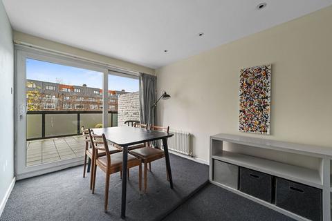 2 bedroom flat to rent, Sidney Street, London E1