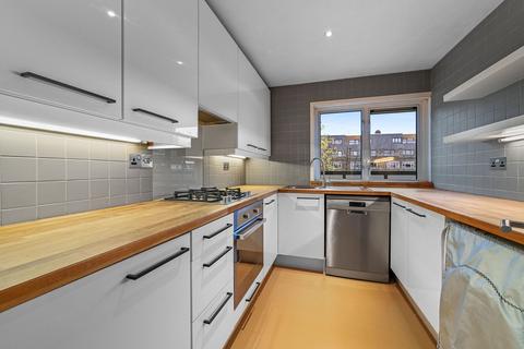2 bedroom flat to rent, Sidney Street, London E1