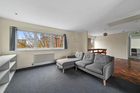 2 bedroom flat to rent, Sidney Street, London E1