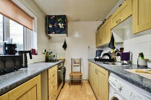2 bedroom apartment for sale, Wellington Road North, Stockport SK4