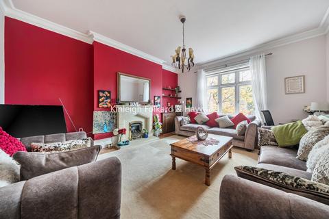 3 bedroom flat for sale, Homefield Road, Bromley, Kent, BR1
