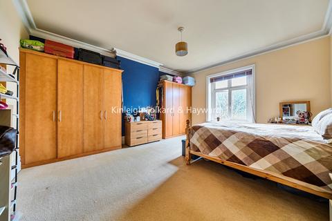 3 bedroom flat for sale, Homefield Road, Bromley, Kent, BR1