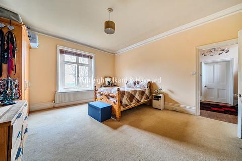3 bedroom flat for sale, Homefield Road, Bromley, Kent, BR1