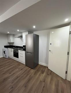 1 bedroom apartment to rent, Trinity Place, Blackwall, Halifax, HX1 2BD