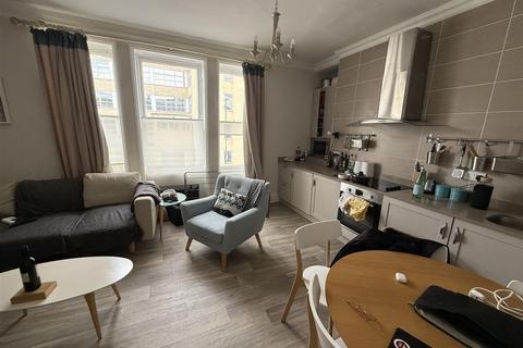 1 bedroom flat to rent, 25 Charles Street, Bath, BA1
