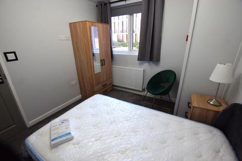 1 bedroom in a house share to rent, Bridge Street, Northampton NN1