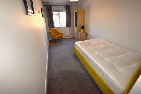 1 bedroom in a house share to rent, Bridge Street, Northampton NN1