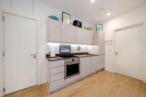 undefined, River Court, Woking, Surrey, GU21