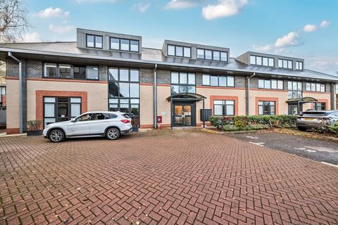 1 bedroom flat for sale, River Court, Woking, GU21
