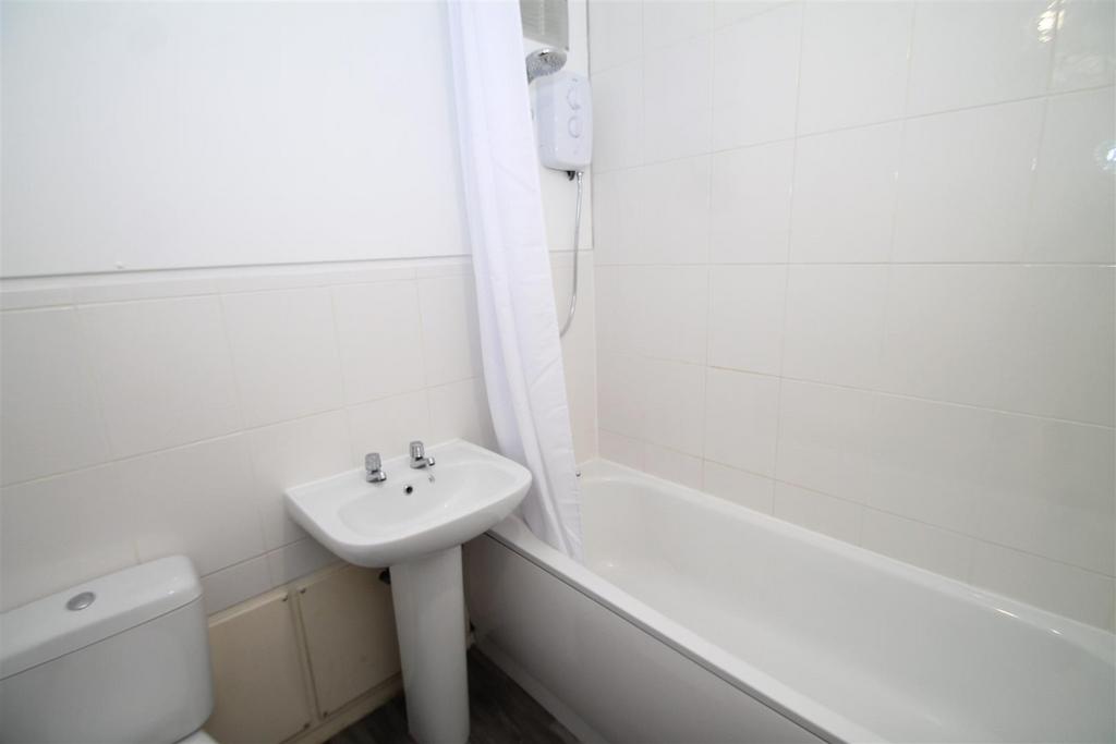 Part Tiled Bathroom
